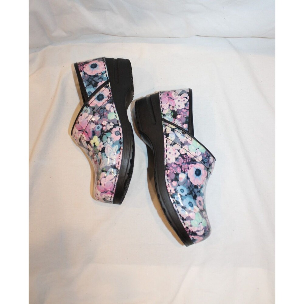 SANITA PATENT LEATHER SLIP ON FLORAL CLOGS PINK BLUE PURPLE BLACK SZ EU 38 - Picture 8 of 8